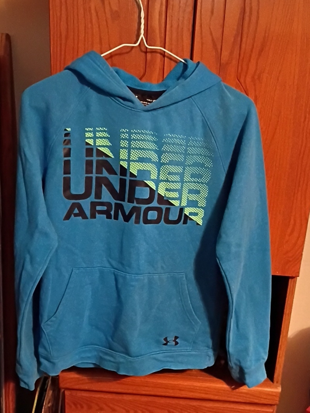 Under Armour Men’s Teal Zip-Up Hoodie with Graphic Logo